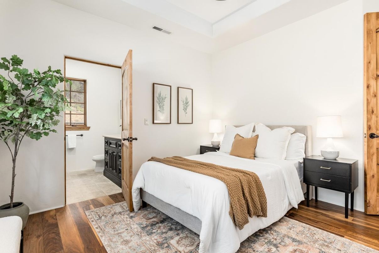 Bedroom, Interior, Wood Texture Flooring