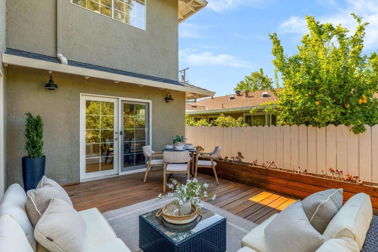 Exterior, Wood Texture Flooring