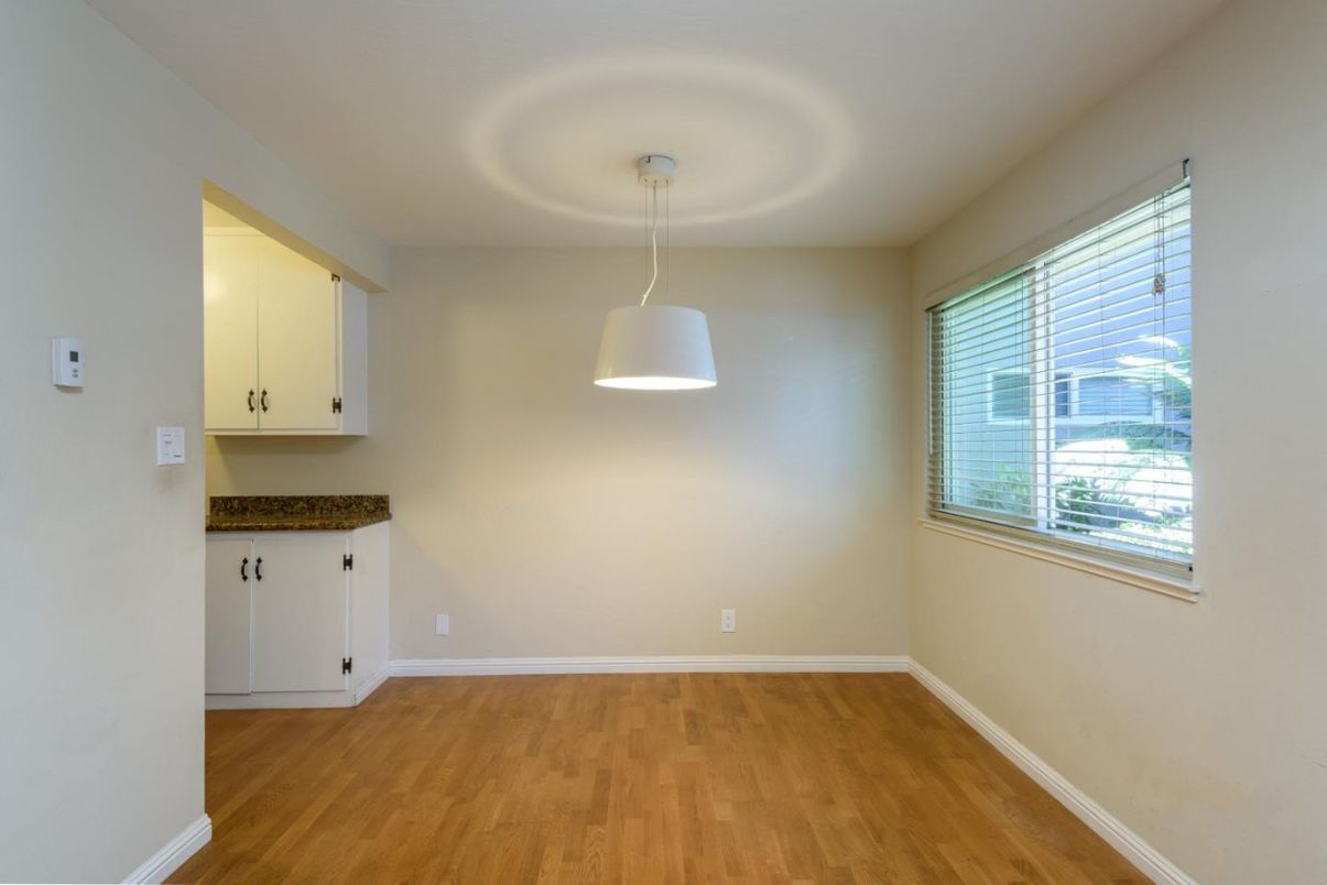 Empty room, Interior, Pendant Lights, Wood Texture Flooring