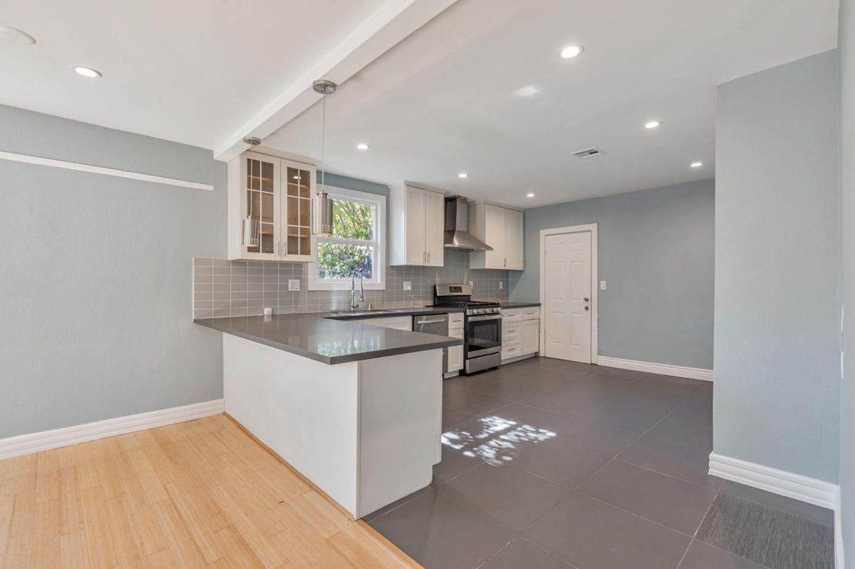 Interior, Kitchen, Pendant Lights, Recessed Lighting, Wood Texture Flooring