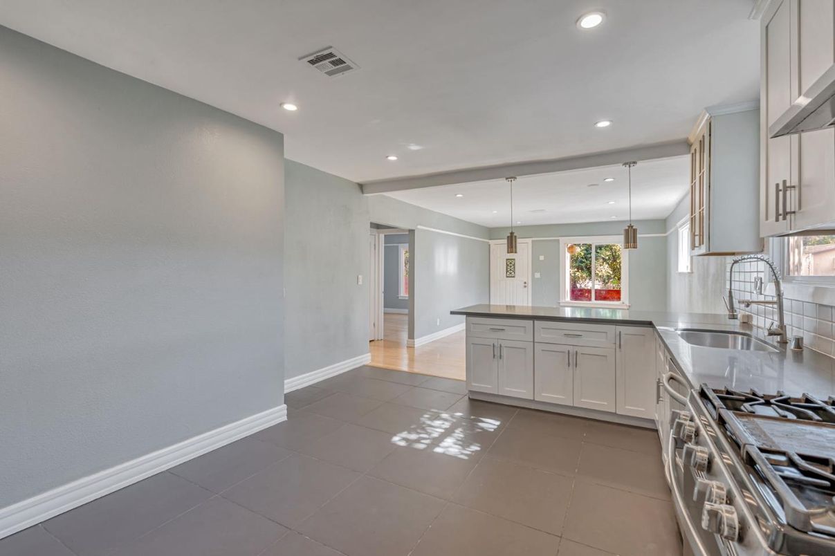 Interior, Kitchen, Pendant Lights, Recessed Lighting