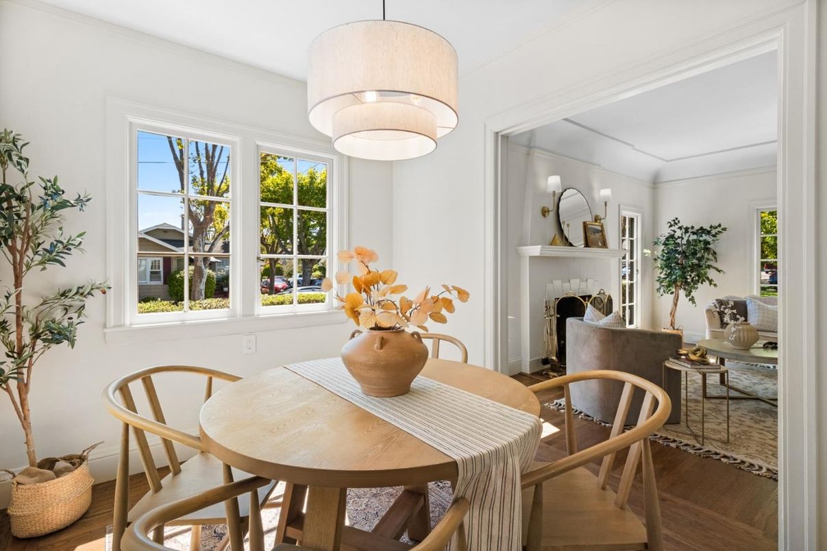 Dining room, Fireplace, Interior, Pendant Lights, Wood Texture Flooring