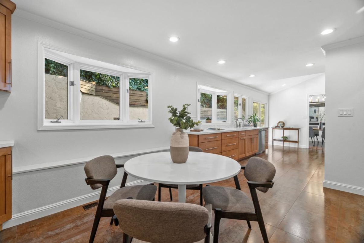 Dining room, Interior, Recessed Lighting, Wood Texture Flooring