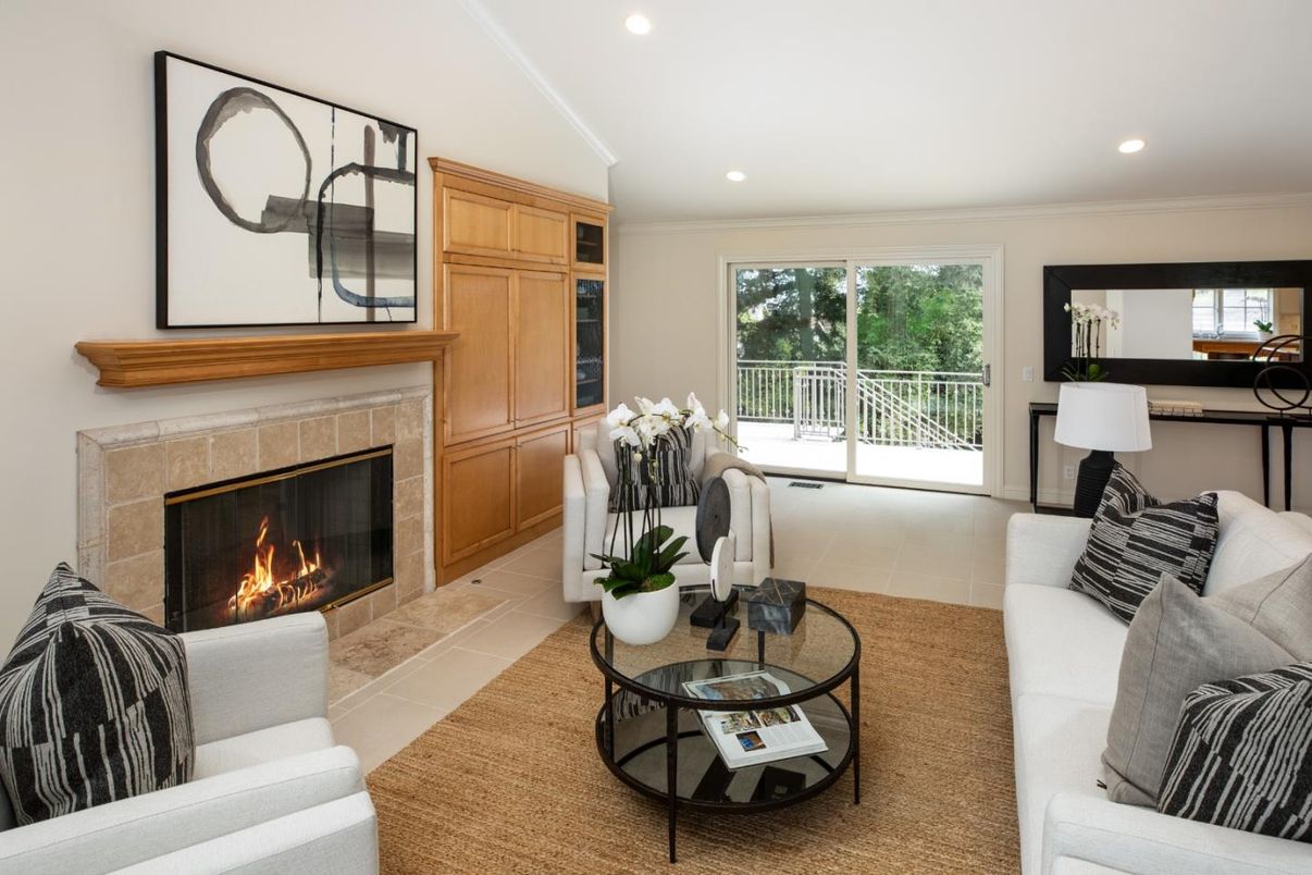 Fireplace, Interior, Living room, Recessed Lighting