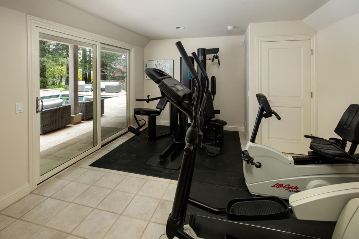 Fitness Equipment, Interior, Recessed Lighting
