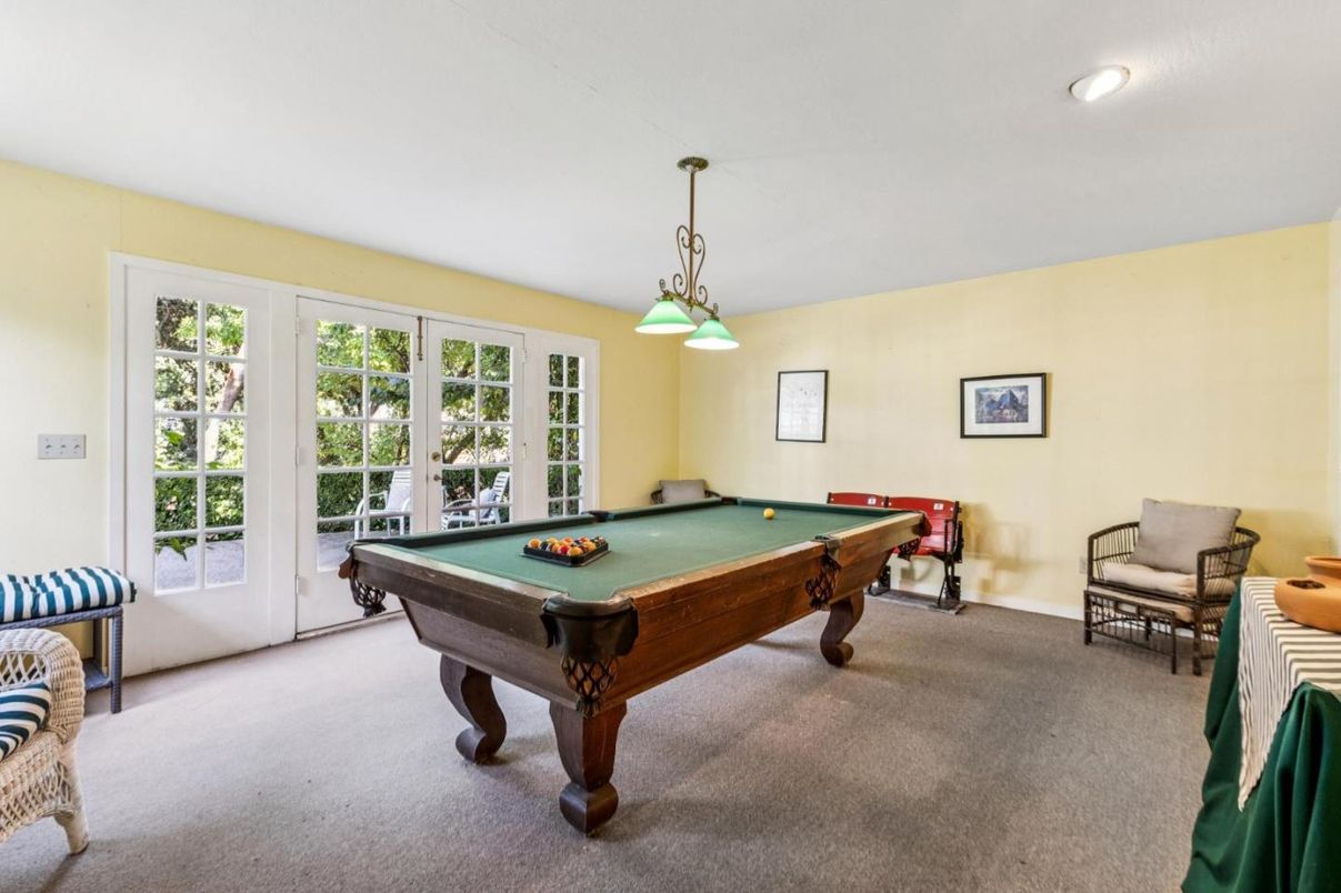 Billiard Table, Game Room, Interior, Pendant Lights