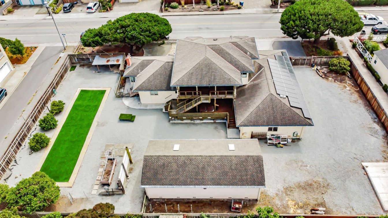 Exterior, Drone