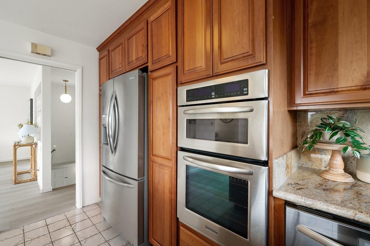 Interior, Kitchen, Pendant Lights, Stainless Steel Appliances, Wood Texture Flooring