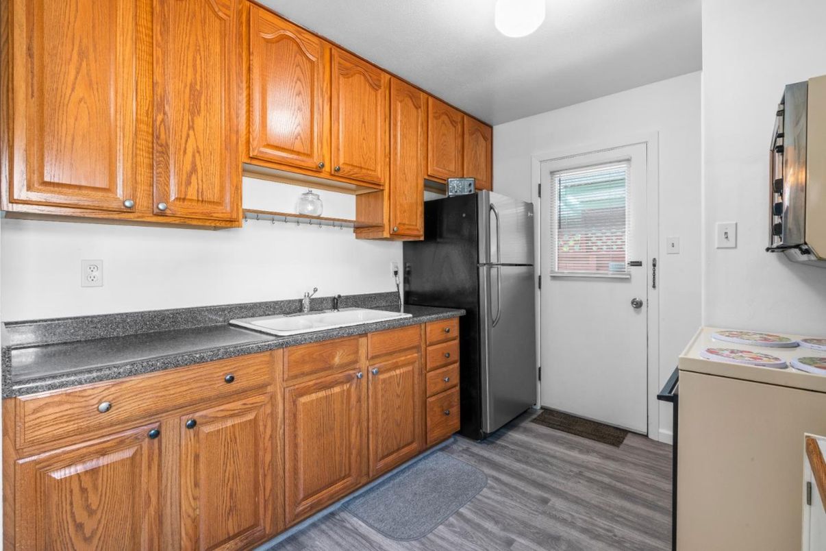 Interior, Kitchen, Wood Texture Flooring