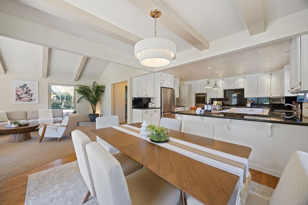 Dining room, Interior, Kitchen, Living room, Pendant Lights, Recessed Lighting, Stainless Steel Appliances, Wood Texture Flooring