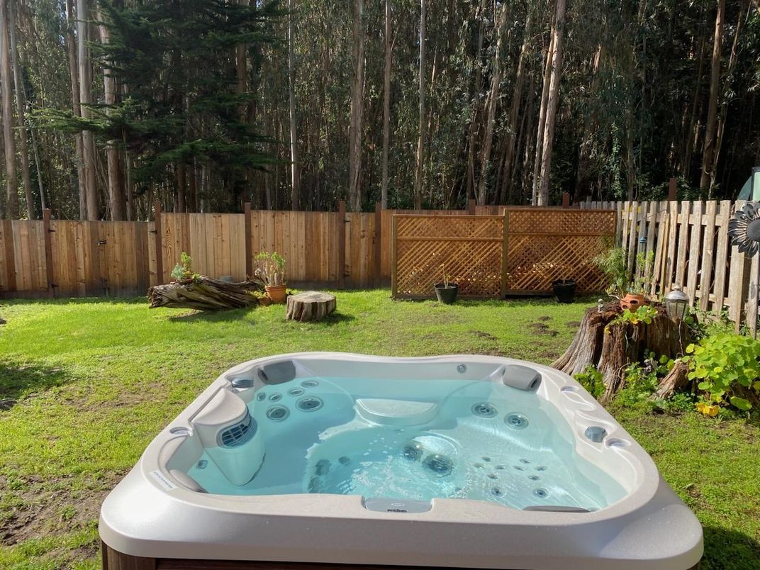 Backyard, Exterior, Hot Tub