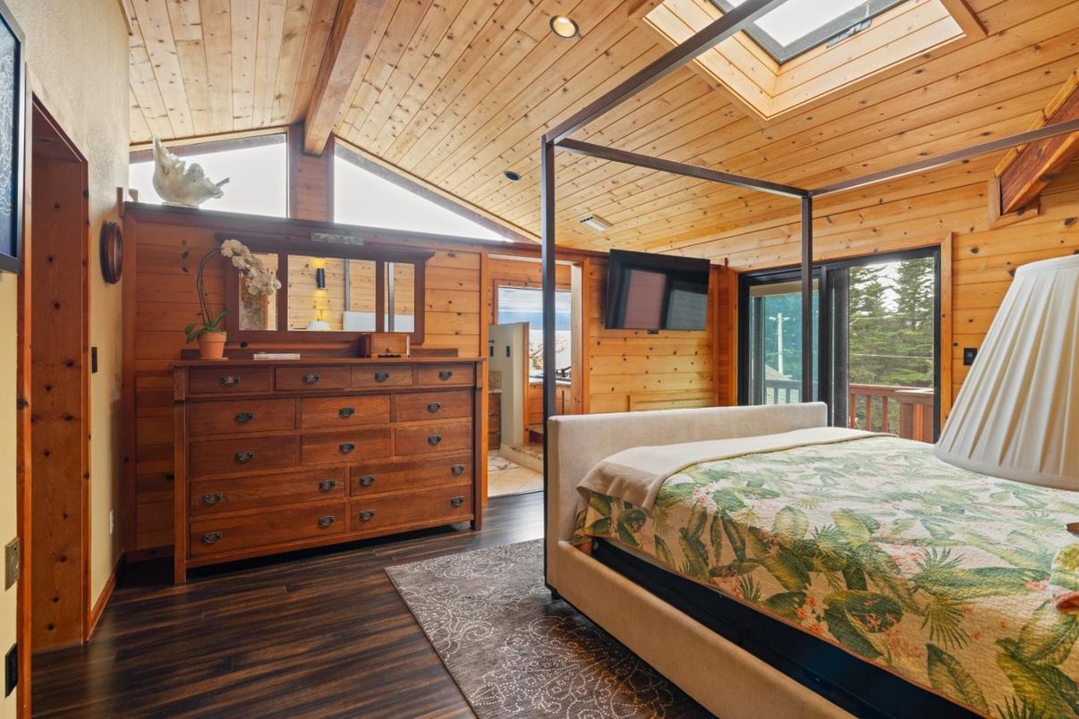 Bedroom, Interior, Wooden Ceilings, Wood Texture Flooring, Wooden Walls