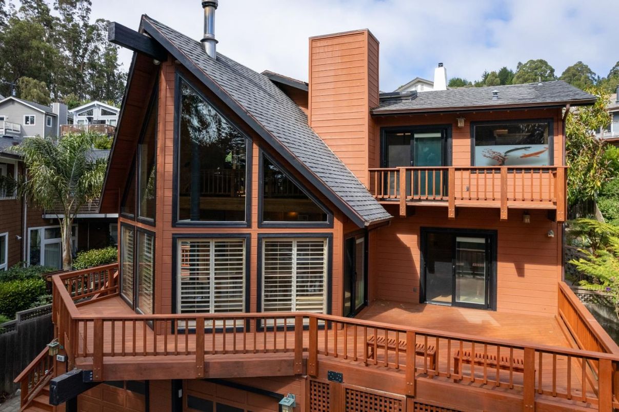 Exterior, Facade, A Frame