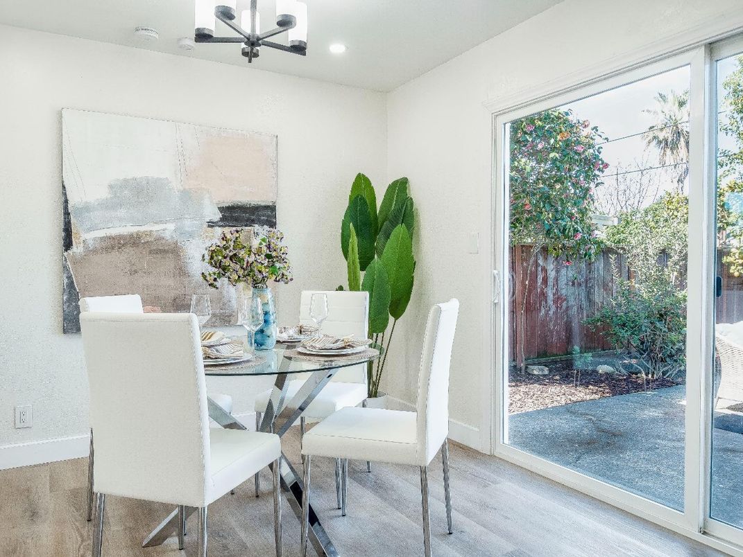Dining room, Interior, Pendant Lights, Recessed Lighting, Wood Texture Flooring