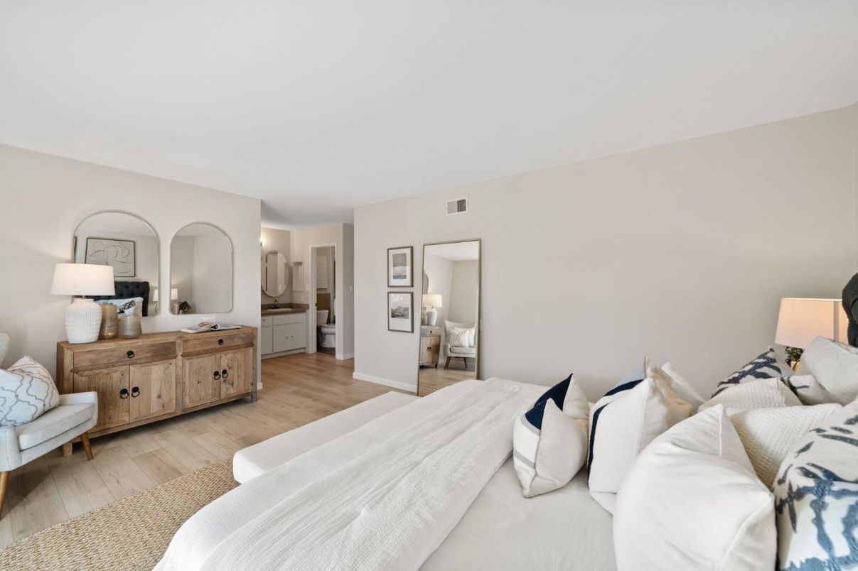 Bedroom, Interior, Wood Texture Flooring