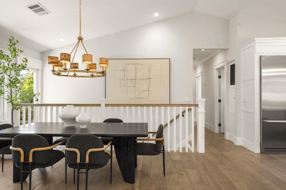 Chandelier, Dining room, Interior, Recessed Lighting, Stainless Steel Appliances, Wood Texture Flooring