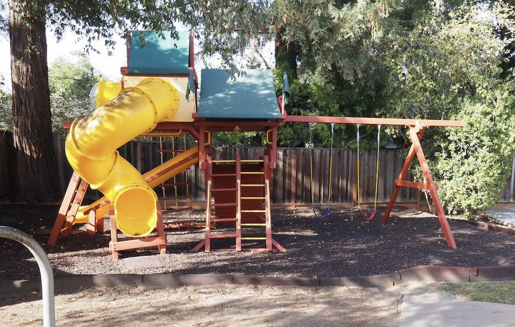 Backyard, Exterior, Playground