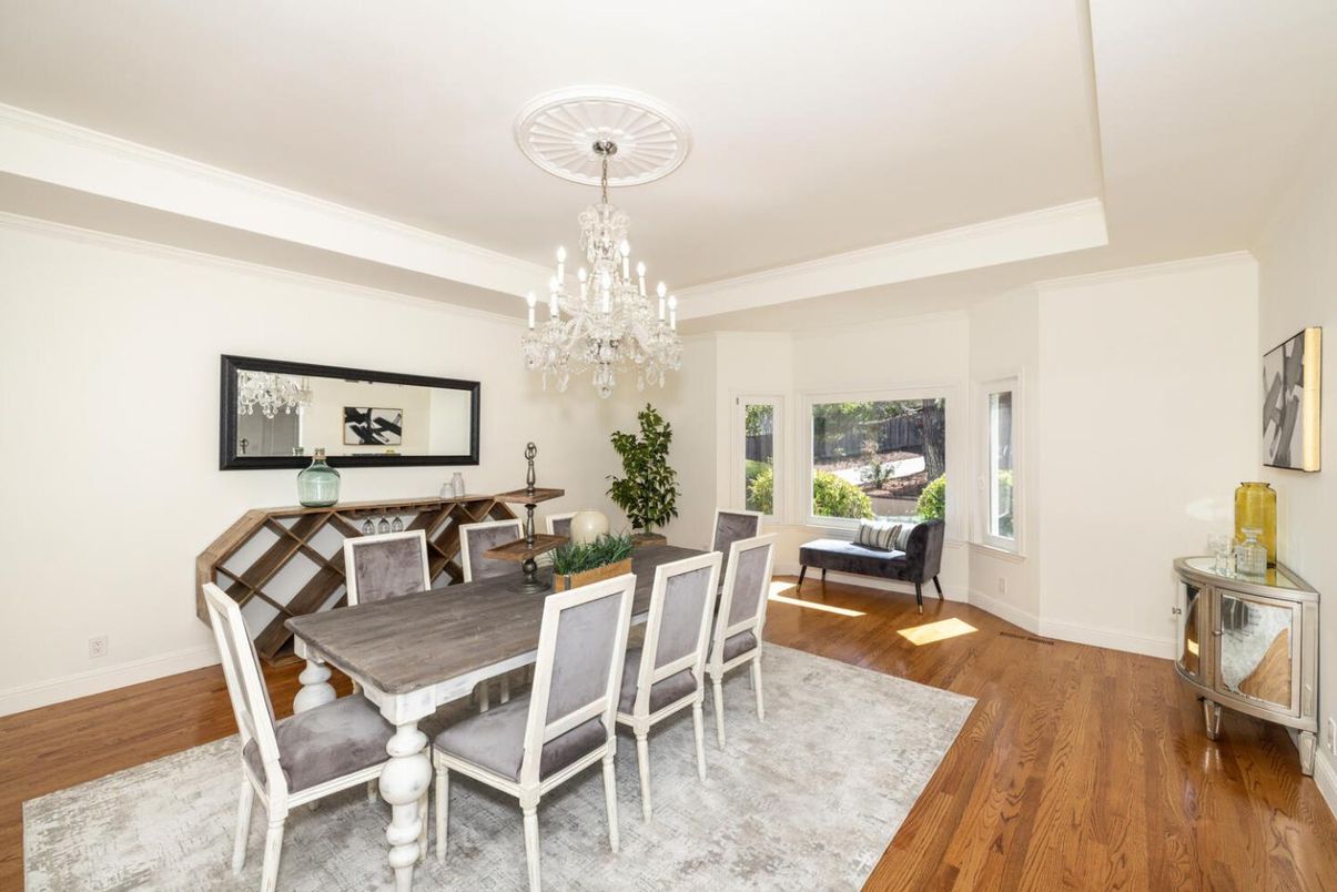 Chandelier, Dining room, Interior, Wood Texture Flooring