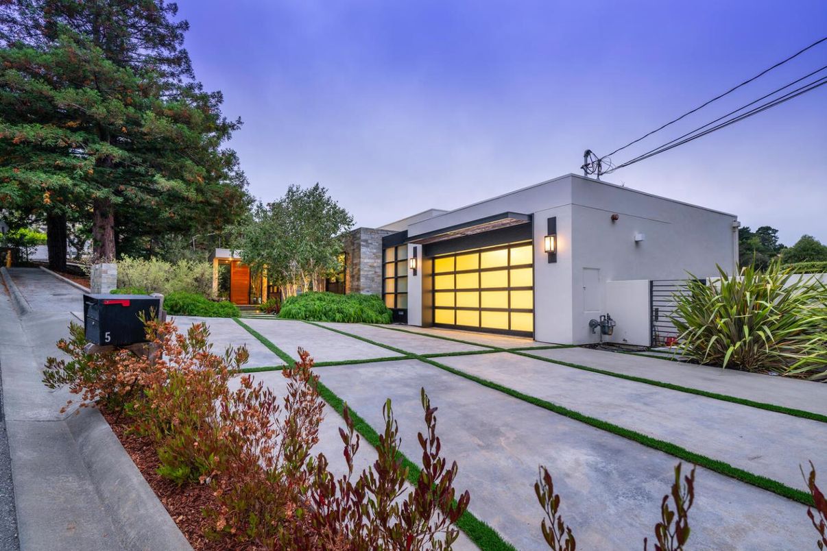 Detached Garage, Exterior