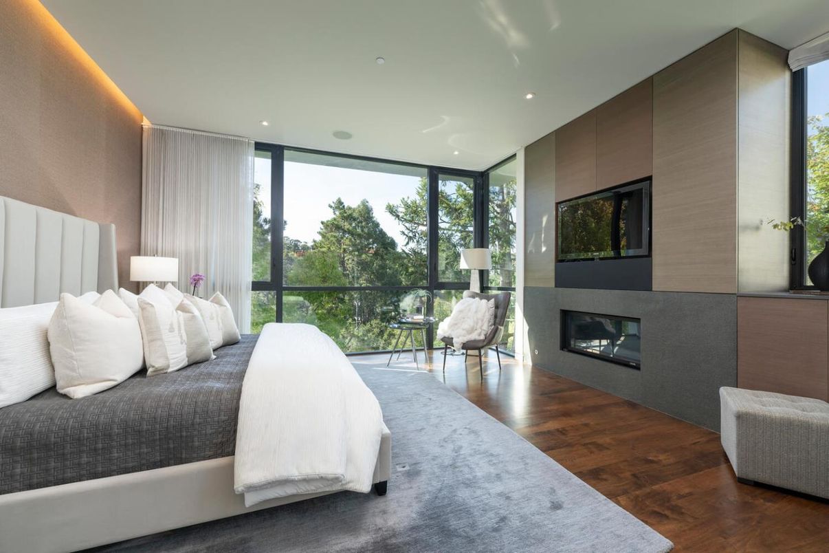 Bedroom, Fireplace, Interior, Recessed Lighting, Wood Texture Flooring