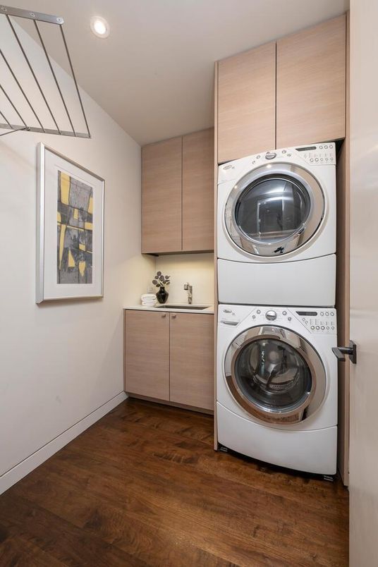 Interior, Recessed Lighting, Utility Closets, Washer, Wood Texture Flooring