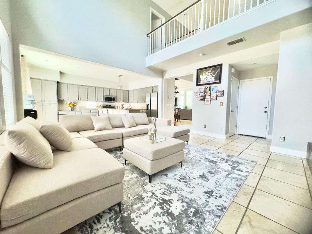 Interior, Kitchen, Living room, Pendant Lights, Recessed Lighting