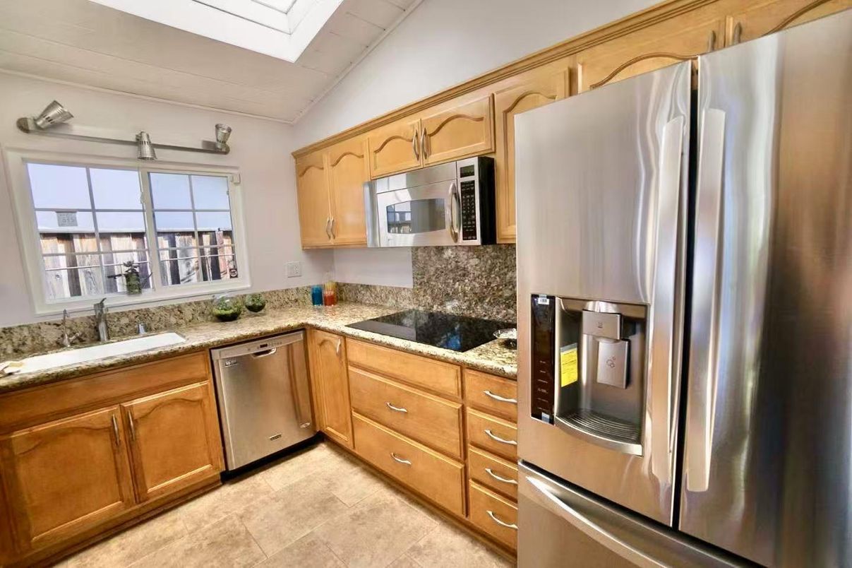 Interior, Kitchen, Stainless Steel Appliances