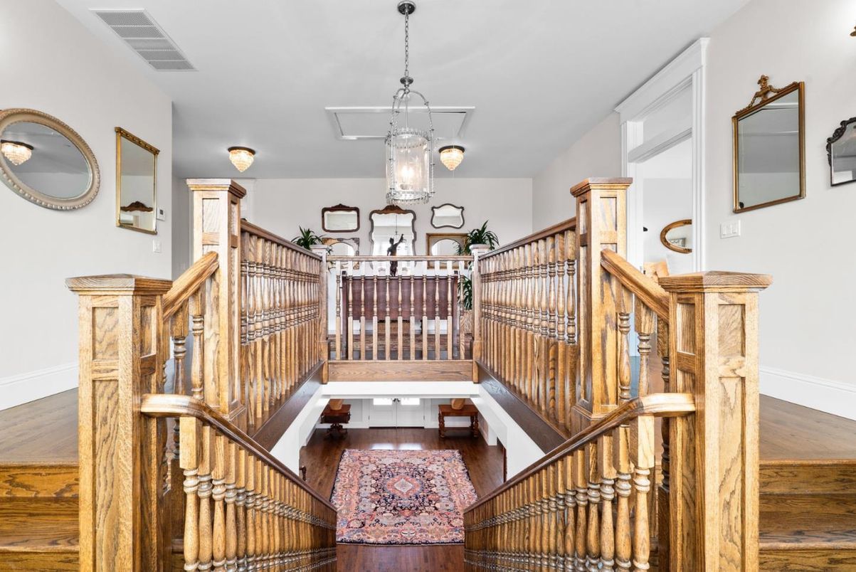 Chandelier, Interior, Wood Texture Flooring