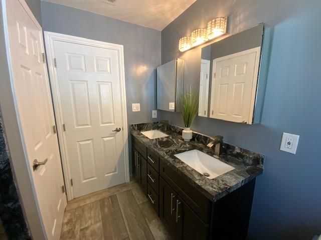 Bathroom, Dual Sink Vanities, Interior, Wood Texture Flooring