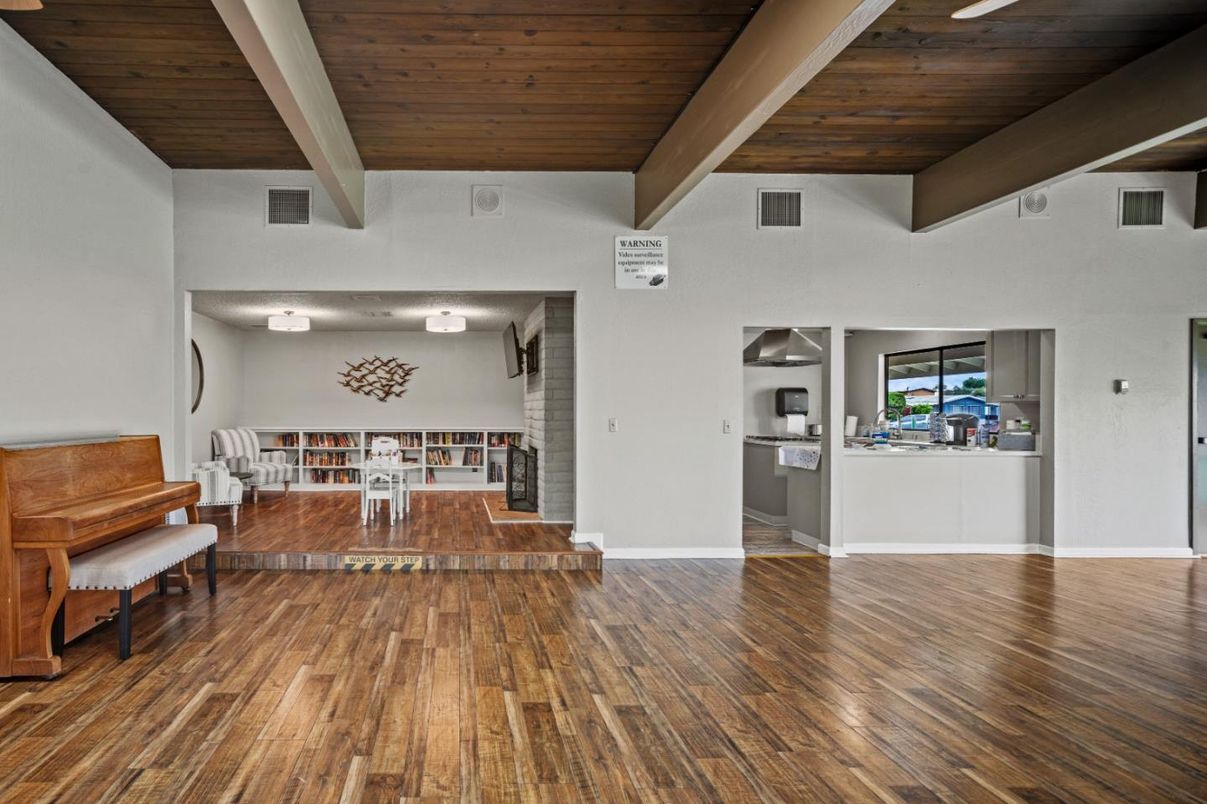 Dining room, Interior, Kitchen, Piano, Wooden Beams, Wooden Ceilings, Wood Texture Flooring