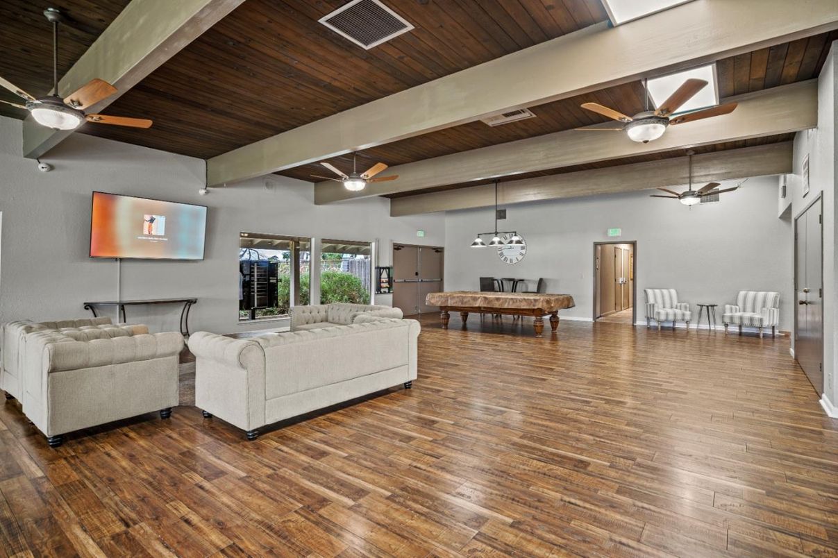 Billiard Table, Dining room, Game Room, Interior, Living room, Pendant Lights, Wooden Beams, Wooden Ceilings, Wood Texture Flooring