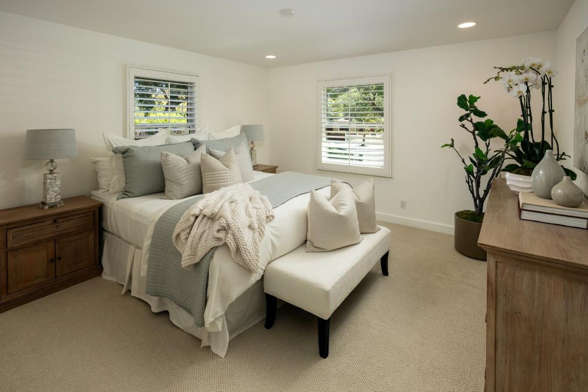 Bedroom, Interior, Recessed Lighting