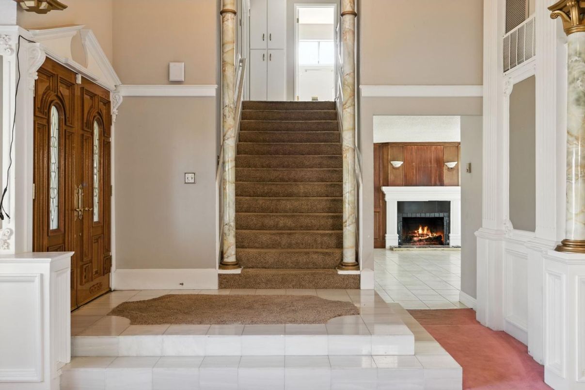 Fireplace, Interior
