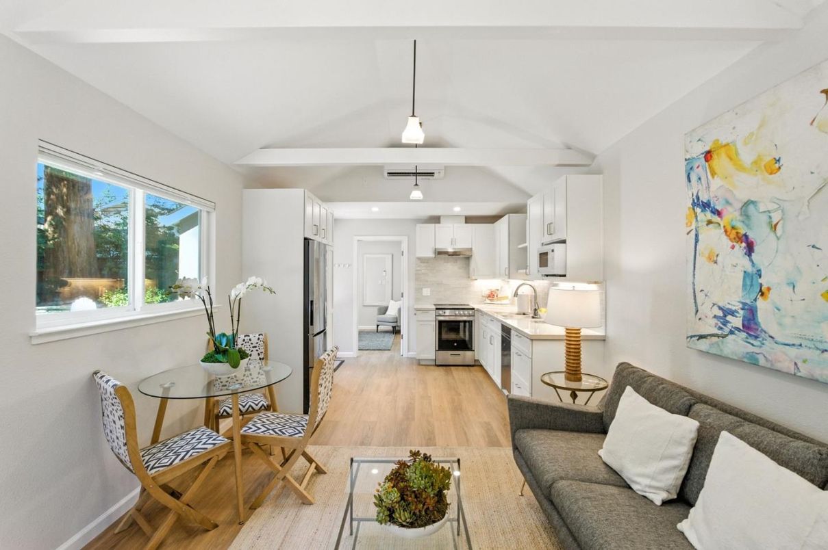 Dining room, Interior, Kitchen, Living room, Pendant Lights, Recessed Lighting, Stainless Steel Appliances, Wood Texture Flooring