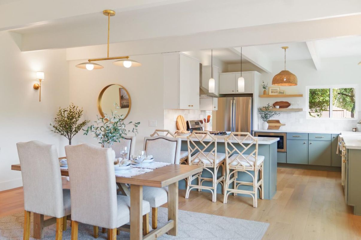 Dining room, Interior, Kitchen, Pendant Lights, Stainless Steel Appliances, Wood Texture Flooring