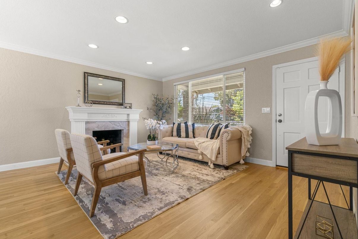 Fireplace, Interior, Living room, Recessed Lighting, Wood Texture Flooring