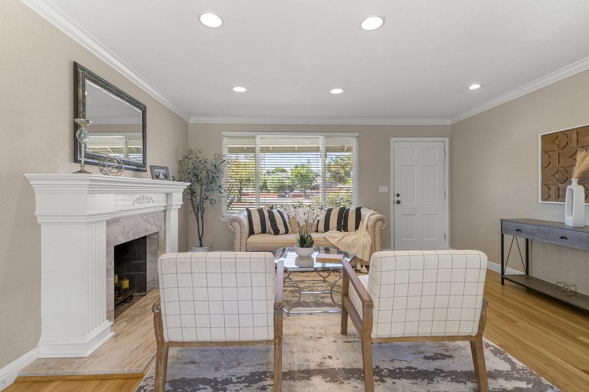 Fireplace, Interior, Living room, Recessed Lighting, Wood Texture Flooring