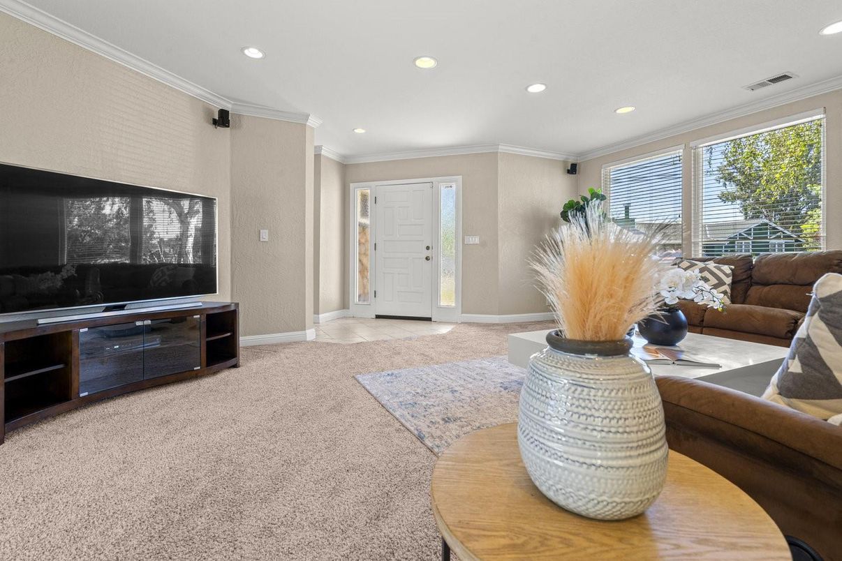 Interior, Living room, Recessed Lighting