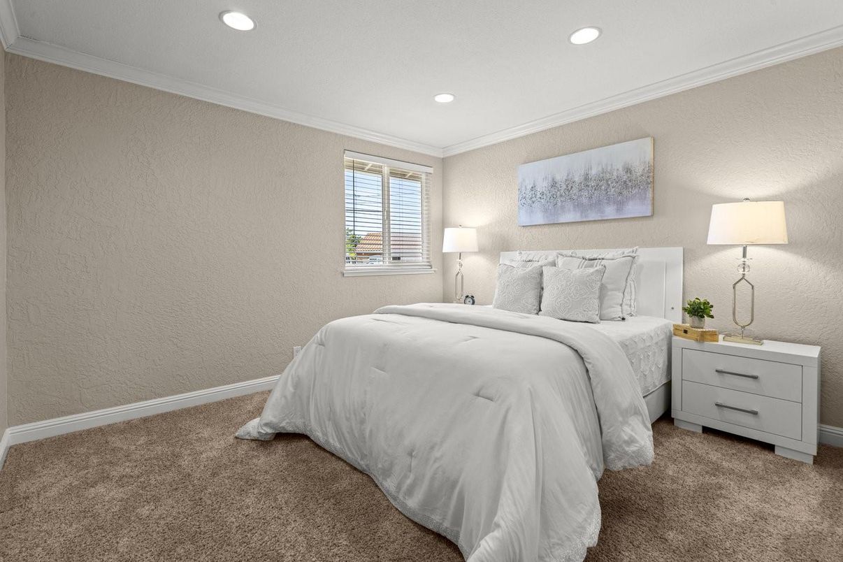 Bedroom, Interior, Recessed Lighting