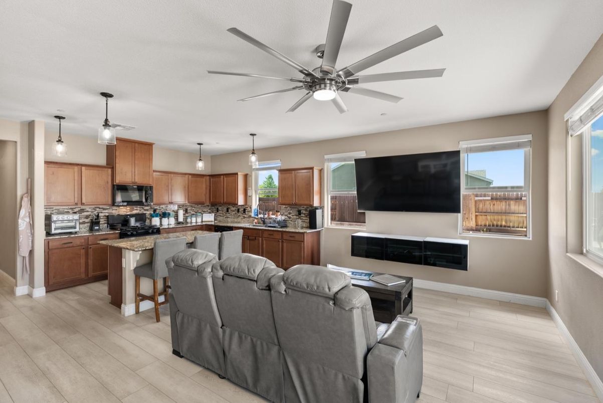 Interior, Kitchen, Living room, Pendant Lights, Wood Texture Flooring