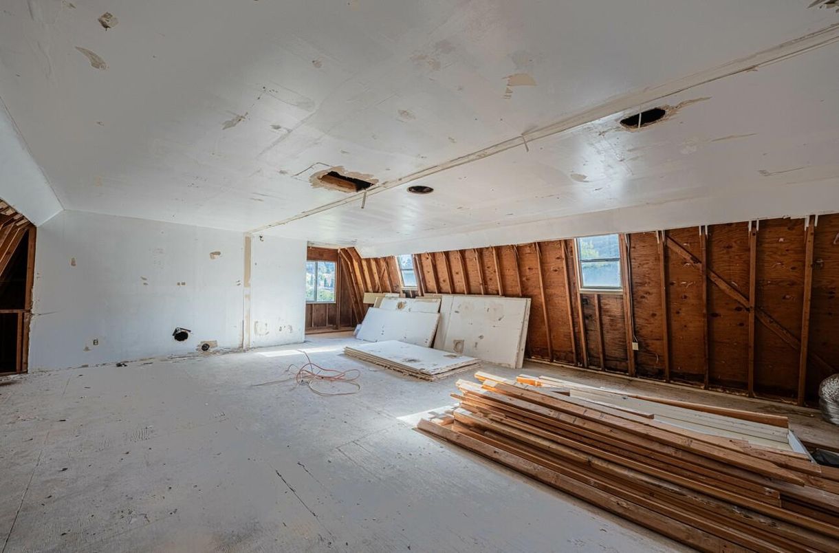 Empty room, Interior, Wooden Walls