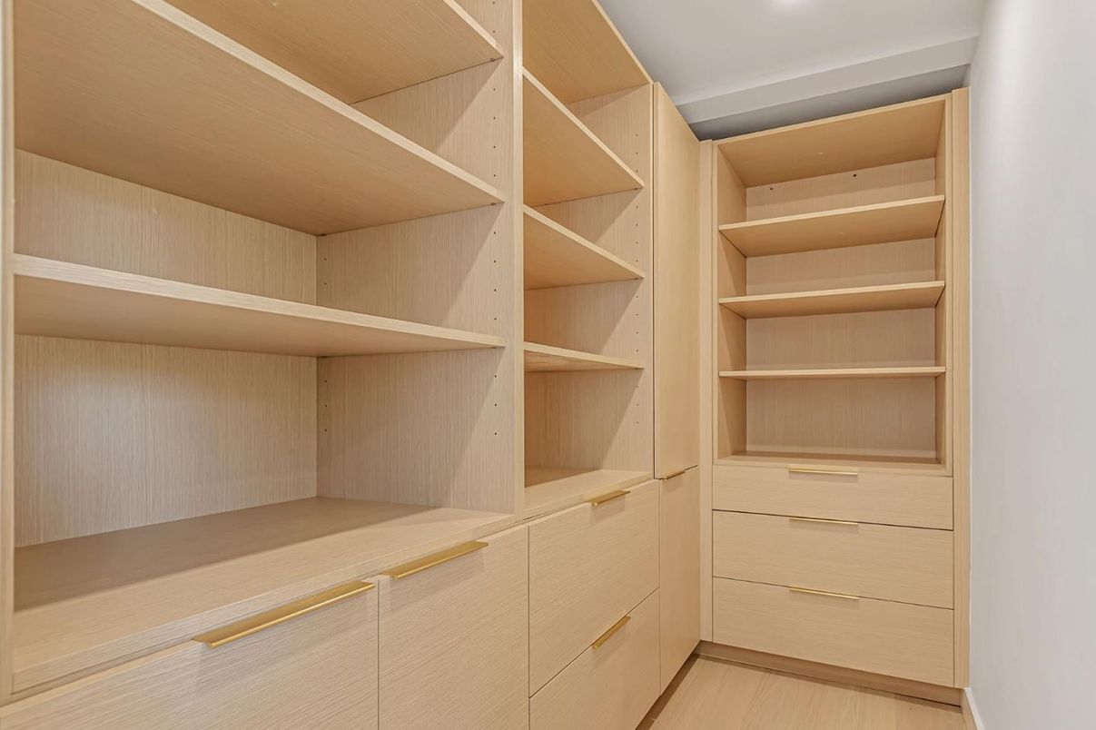 Interior, Recessed Lighting, Walk-in Closets