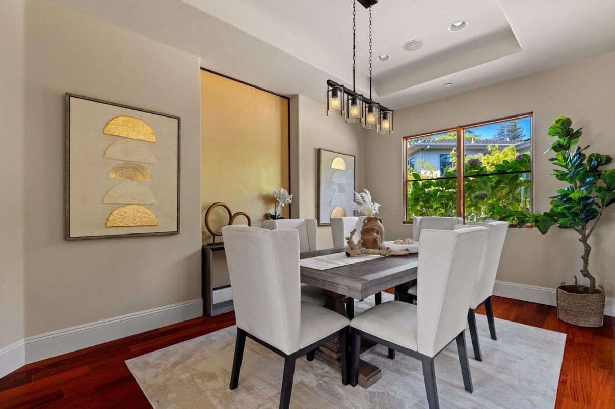 Dining room, Interior, Pendant Lights, Recessed Lighting, Wood Texture Flooring