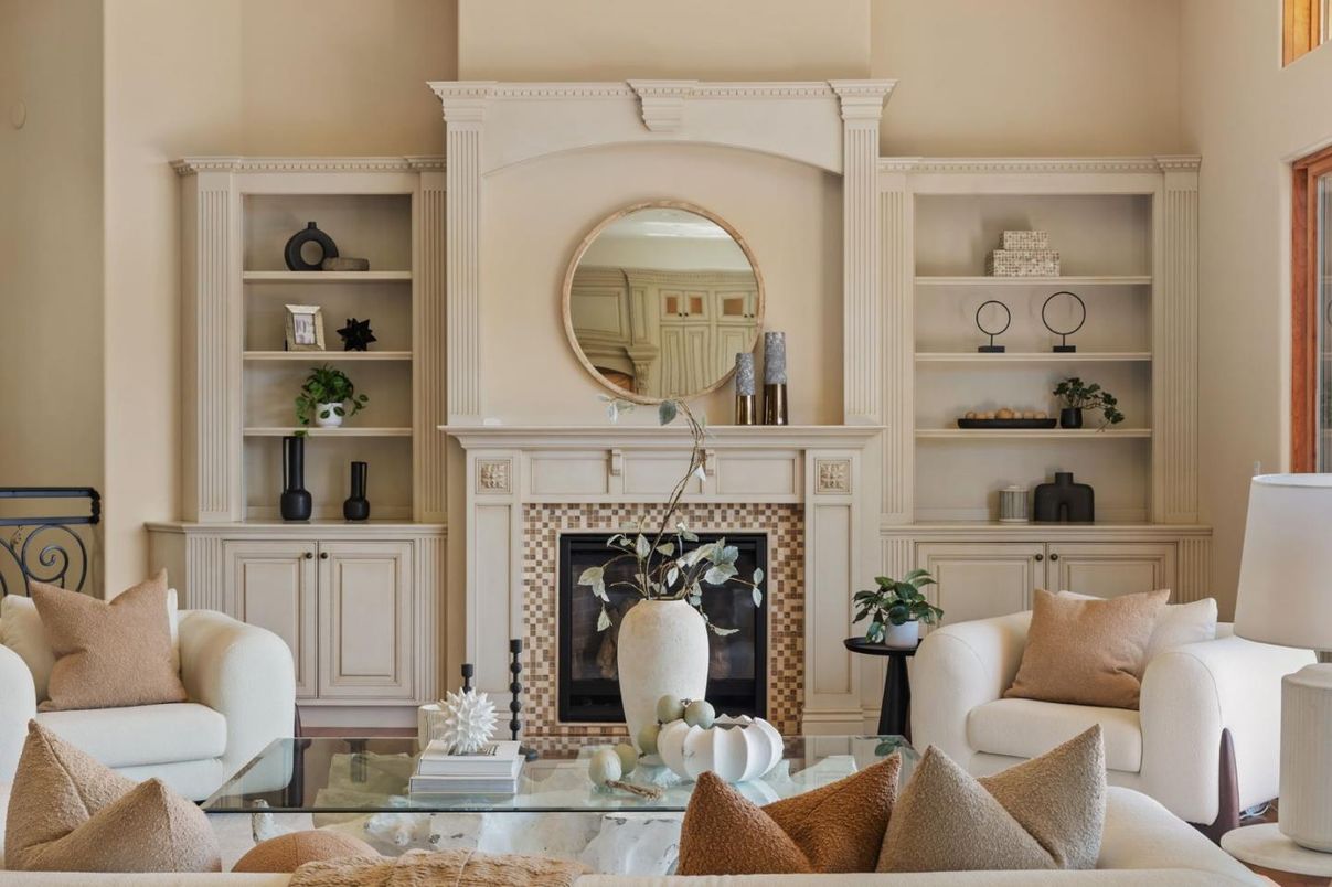 Fireplace, Interior, Living room