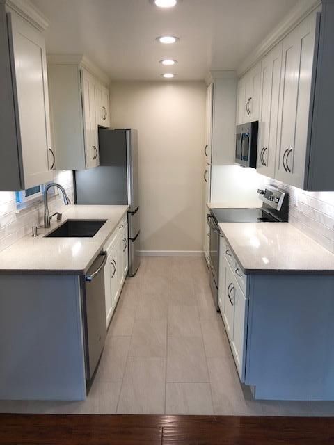 Interior, Kitchen, Recessed Lighting