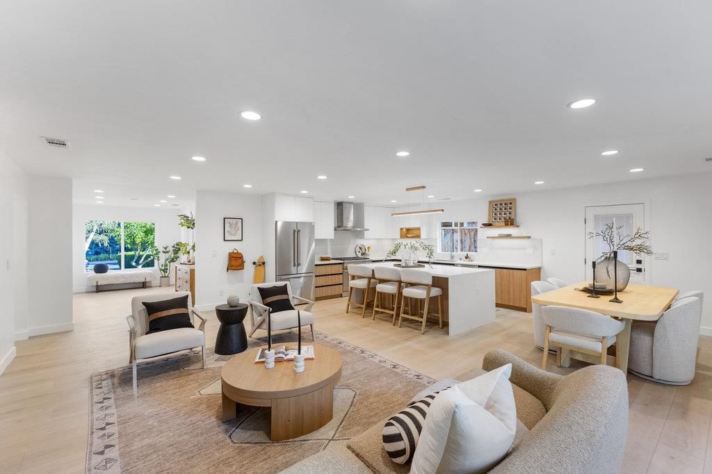 Dining room, Interior, Kitchen, Living room, Pendant Lights, Recessed Lighting, Stainless Steel Appliances, Wood Texture Flooring