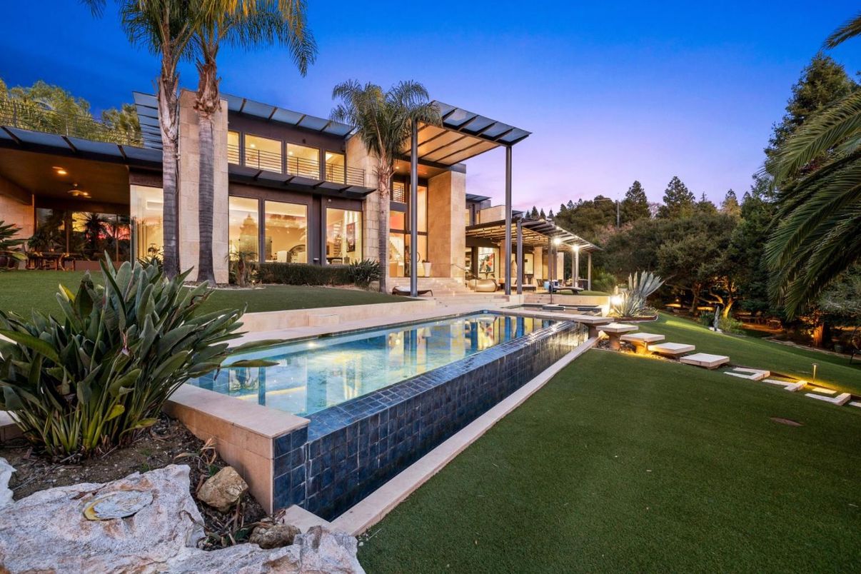 Backyard, Exterior, Pool