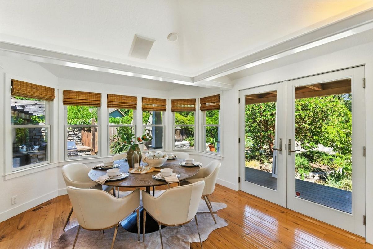 Dining room, Interior, Wood Texture Flooring