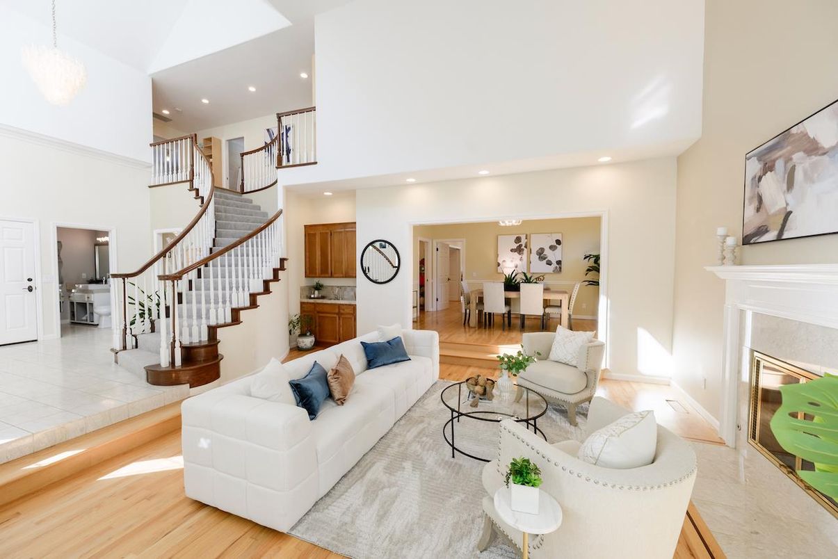 Dining room, Fireplace, Interior, Living room, Pendant Lights, Recessed Lighting, Wood Texture Flooring