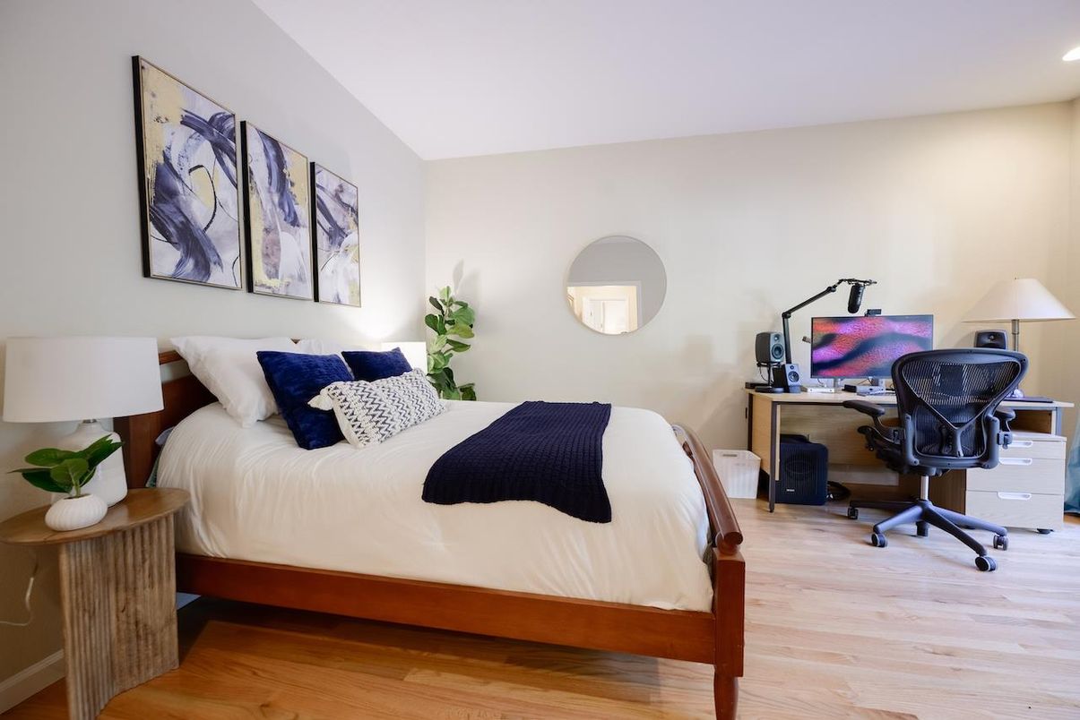 Bedroom, Home Office, Interior, Recessed Lighting, Wood Texture Flooring